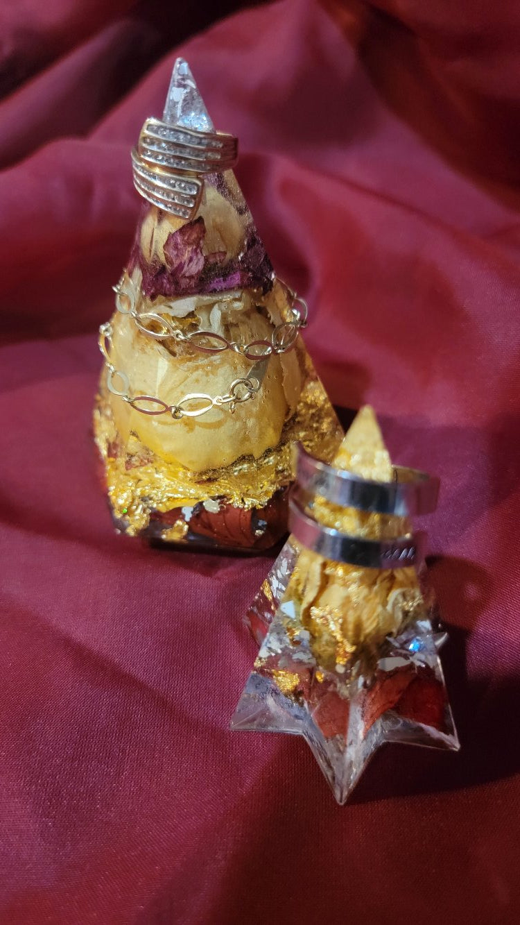 Floral Ring Holder