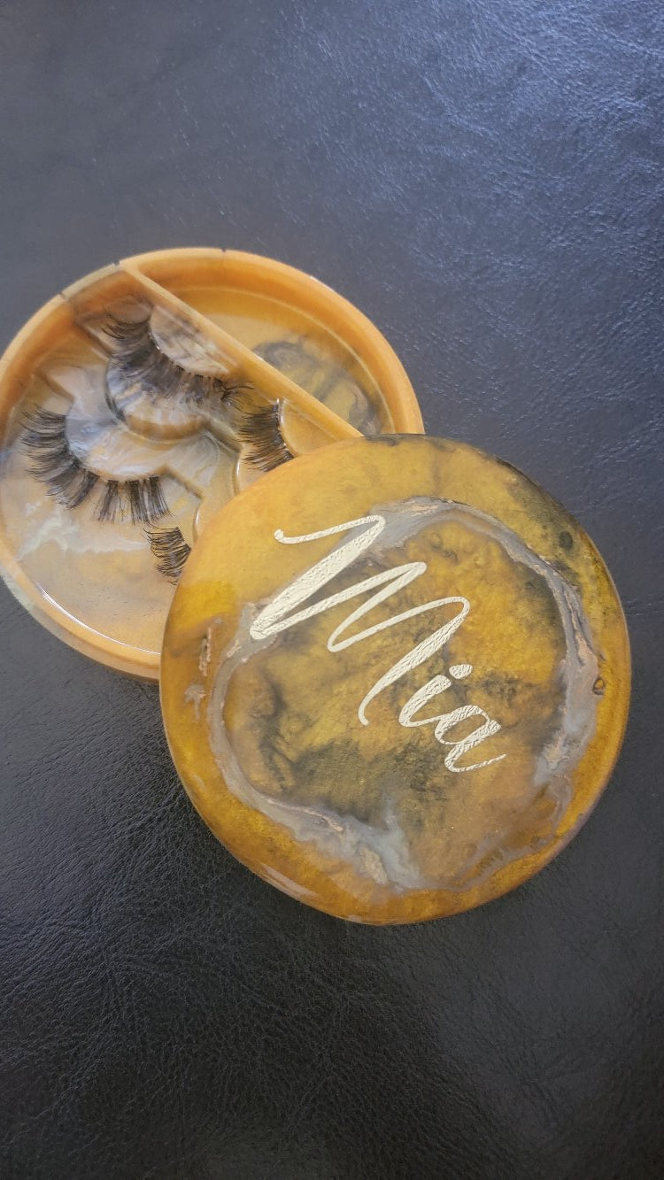 Lash Compact