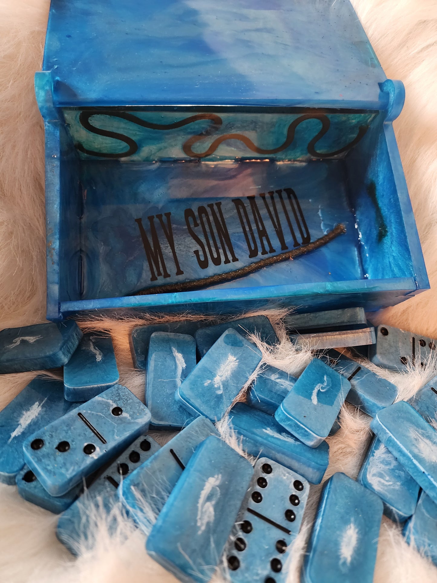 Dominoes